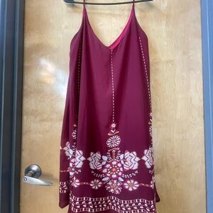 Elegant Burgundy Sleeveless Dress